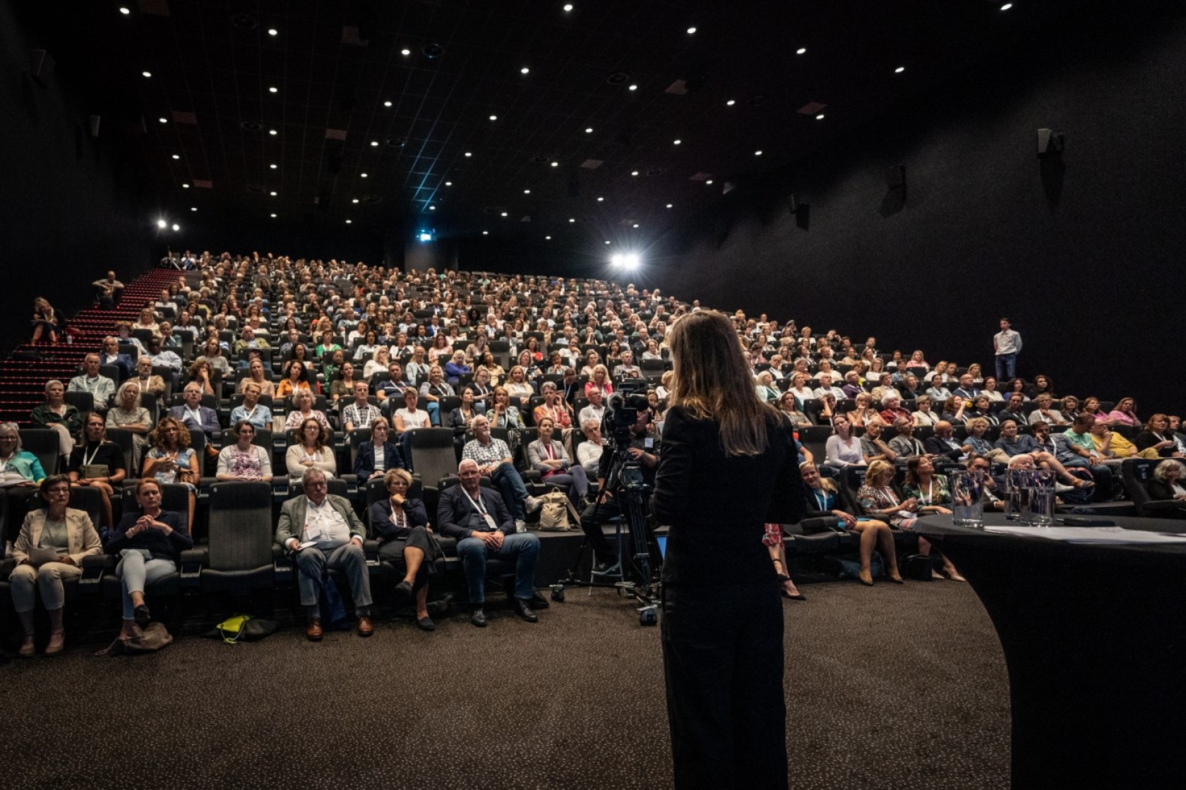 Volle zaal.jpg
