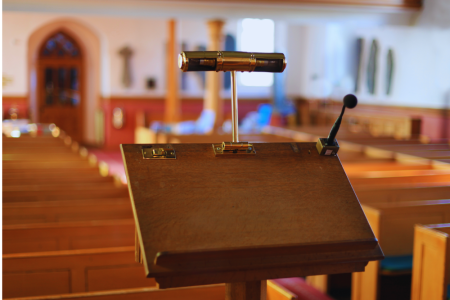 Kerk preekstoel.png