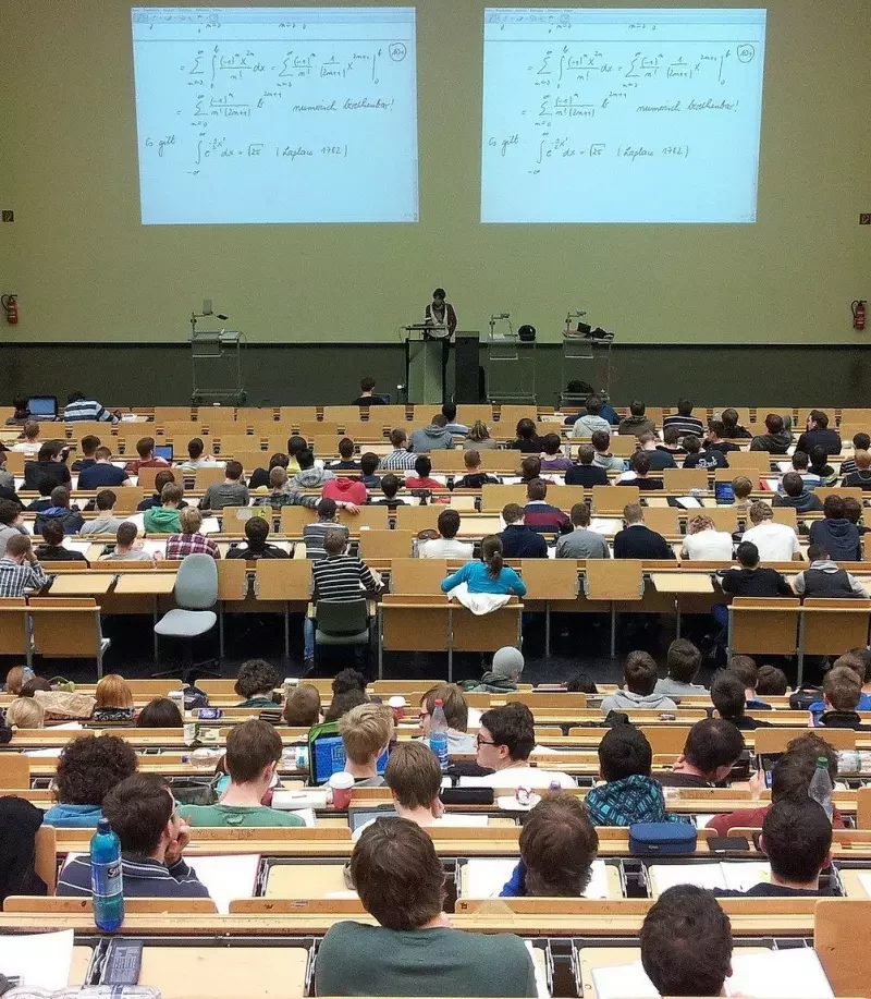 college.jpg.webp